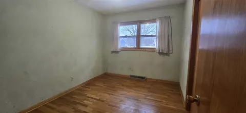 324 Madison, Bellevue, MI 49021 photo 16