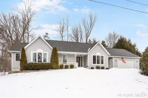 4602 Forest, Holland, MI 49423