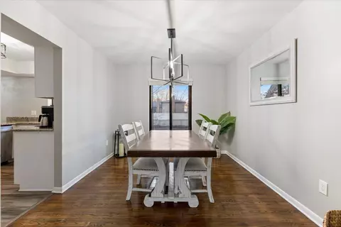 Dining - 5784 Larkins, Troy, MI 48085 photo 1 of 1