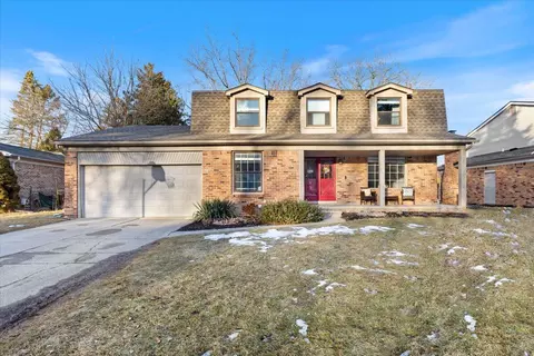 5784 Larkins, Troy, MI 48085