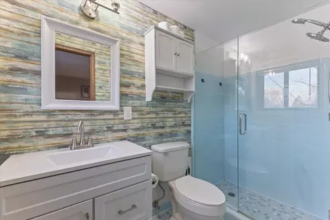 Bath - 5784 Larkins, Troy, MI 48085 photo 2 of 4