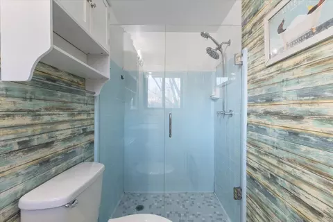 Bath - 5784 Larkins, Troy, MI 48085 photo 3 of 4