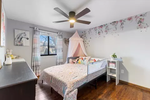 Bedroom - 5784 Larkins, Troy, MI 48085 photo 3 of 5