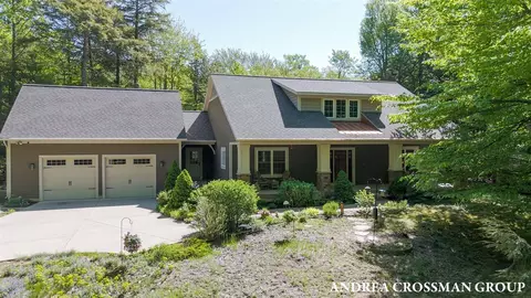 7 Peppers, Montague, MI 49437