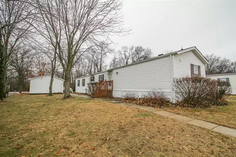 1222 Shiawassee Riv, Three Rivers, MI 49093