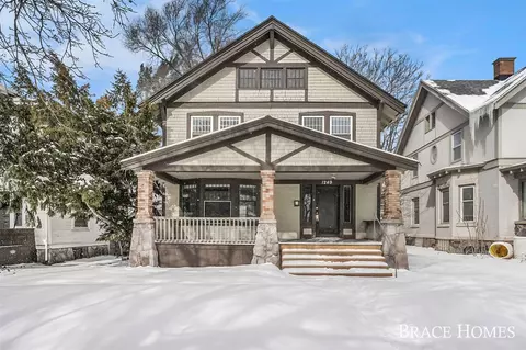 1249 Sigsbee, Grand Rapids, MI 49506