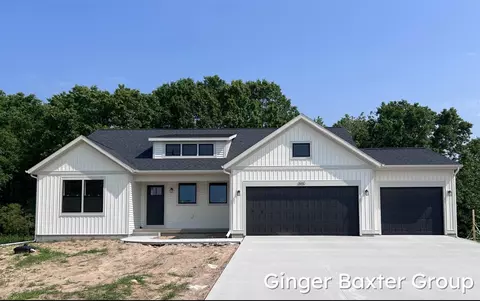 1910 Fallasburg Park #5, Lowell, MI 49331