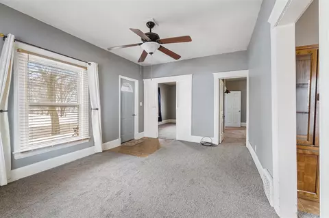 Living - 210 E Argyle, Jackson, MI 49202 photo 3 of 4