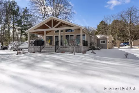 15330 Meddler, Gowen, MI 49326