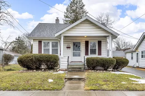 1018 S West, Jackson, MI 49203