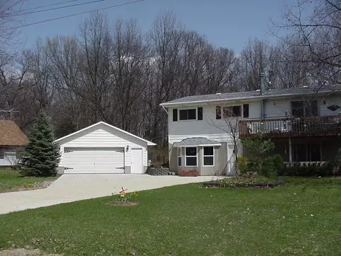 121 Ambler, Brooklyn, MI 49230