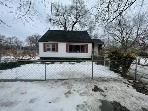 2616 7th, Muskegon, MI 49444