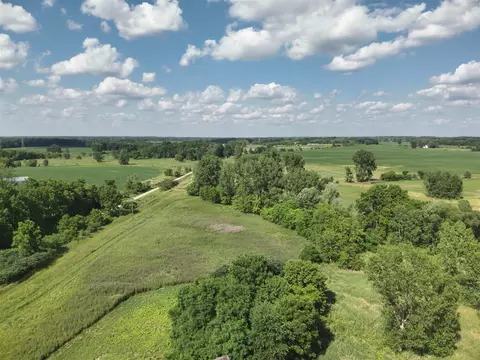 V/l Dewey, Munith, MI 49259