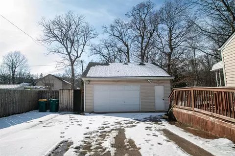 16010 Hollywood, Romulus, MI 48174 photo 3