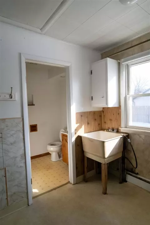 16010 Hollywood, Romulus, MI 48174 photo 11