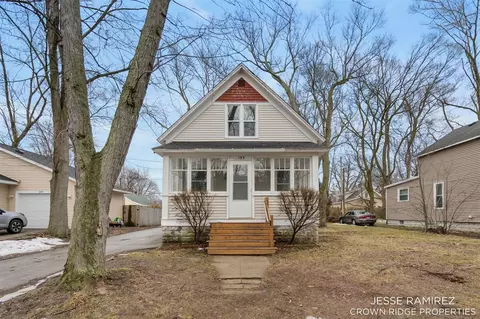 153 Reed, Holland, MI 49423