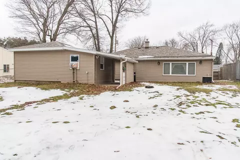 Exterior - 1054 Bronson, Plainwell, MI 49080 photo 2 of 5