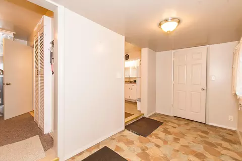 Entry Way - 1054 Bronson, Plainwell, MI 49080 photo 1 of 2