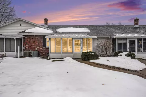 7347 Pinegrove, Jenison, MI 49428