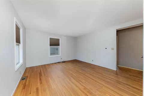 Living - 15731 Hoffman, Three Rivers, MI 49093 photo 2 of 2