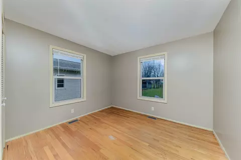 Bedroom - 15731 Hoffman, Three Rivers, MI 49093 photo 3 of 5