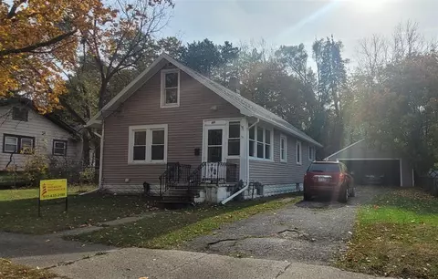 809 Virginia, Jackson, MI 49202