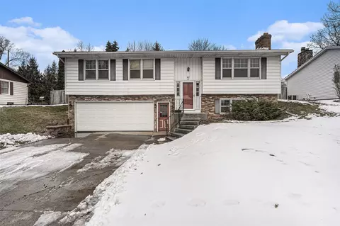 1817 Lake Michigan, Grand Rapids, MI 49504