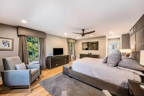 Bedroom - 2016 Valleyview, Ann Arbor, MI 48105 photo 4 of 7