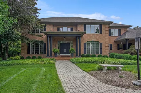 Exterior - 2016 Valleyview, Ann Arbor, MI 48105 photo 17 of 18