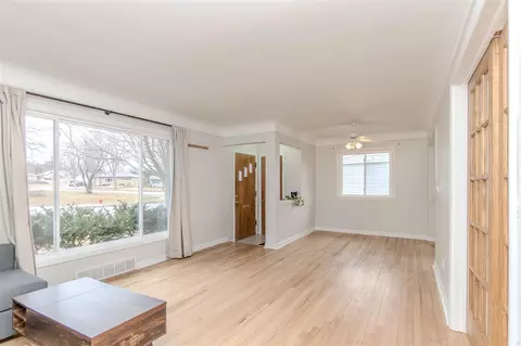 Living - 809 Loyola, Ann Arbor, MI 48103 photo 3 of 3