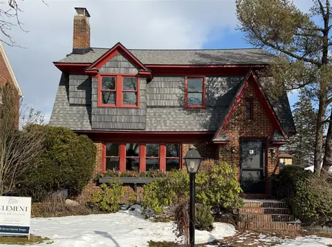 1150 E Chippewa, Grand Rapids, MI 49506