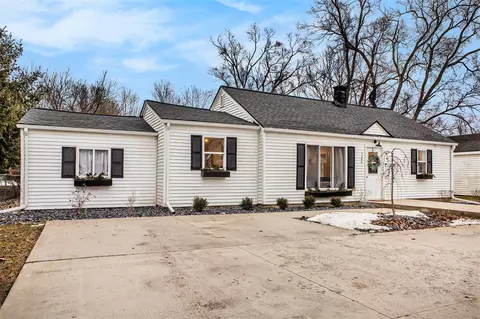 7246 Byron Ctr, Byron Center, MI 49315