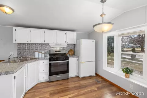 Kitchen - 5432 Palmer, Belding, MI 48809 photo 1 of 1
