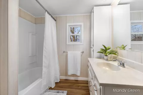 Bath - 5432 Palmer, Belding, MI 48809 photo 1 of 1