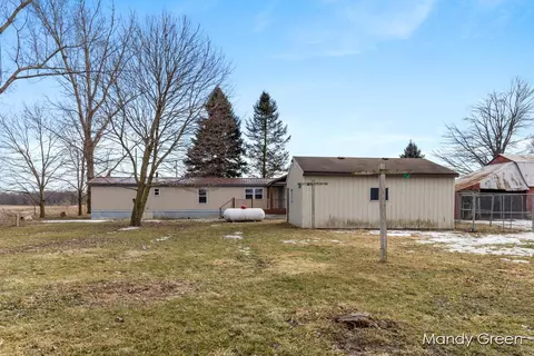 Exterior - 5432 Palmer, Belding, MI 48809 photo 2 of 2