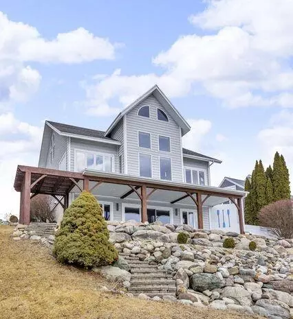 14385 Crestridge, Cement City, MI 49233