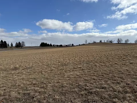 1 Noggles, Manchester, MI 48158