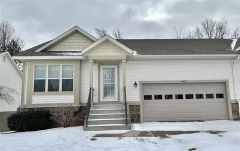 945 S Sandalwood, Norton Shores, MI 49441