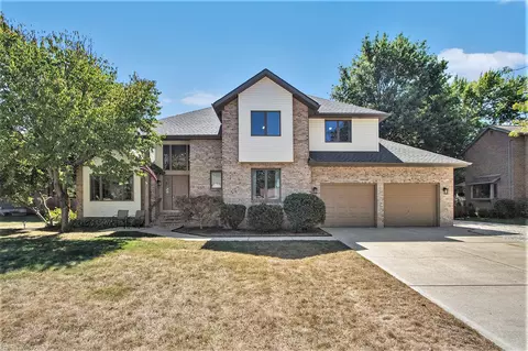 1380 Buckhorn, Saint Joseph, MI 49085