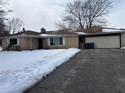 8614 Dolphin, Portage, MI 49024