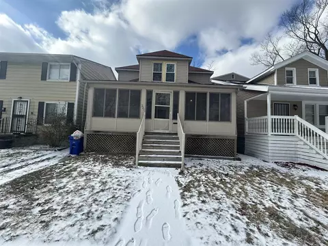 221 Ashland, Detroit, MI 48215