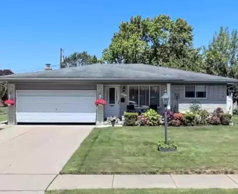 8627 Independence, Sterling Heights, MI 48313