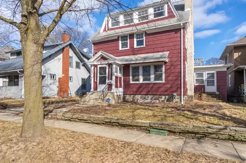 1037 First, Jackson, MI 49203