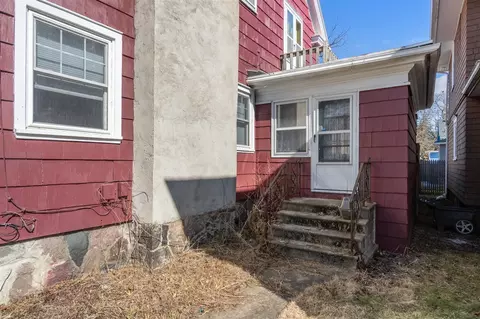1037 First, Jackson, MI 49203 photo 6