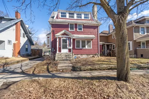 1037 First, Jackson, MI 49203 photo 2