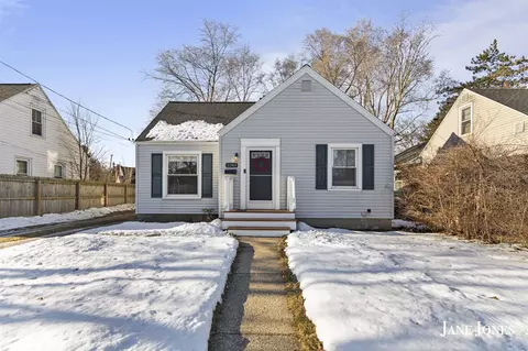 2243 Nelson, Grand Rapids, MI 49507