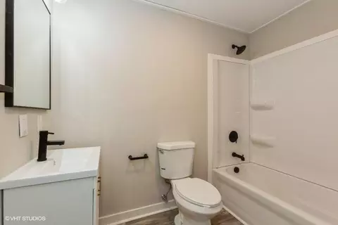 Bath - 69034 42nd, Covert, MI 49043 photo 1 of 2