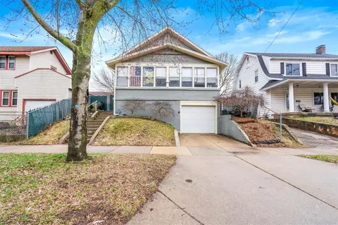 1040 Alexander, Grand Rapids, MI 49507