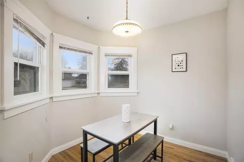 Dining - 792 Oakridge, Jackson, MI 49203 photo 3 of 3