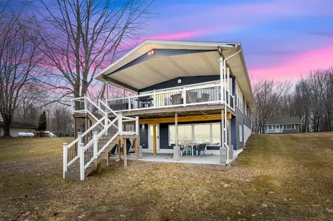 46611 Vine, Bloomingdale, MI 49026
